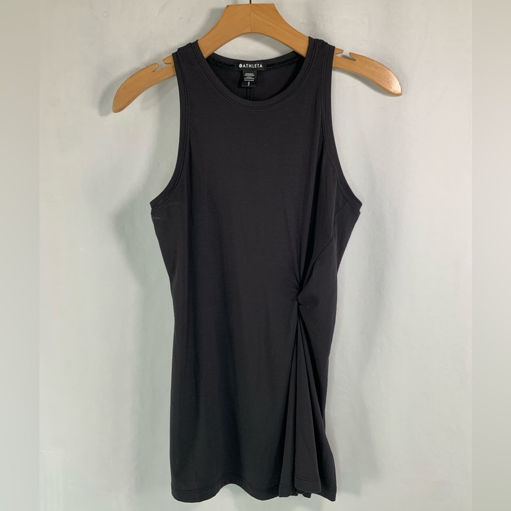 Athleta Sleeveless Flattering Front‎ Athletic Top Black Cinched Side Size S